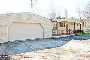 Willow, MECHANICSBURG, PA 17050