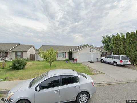 Spruce, PASCO, WA 99301