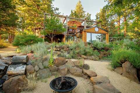 Quincy, BEND, OR 97703