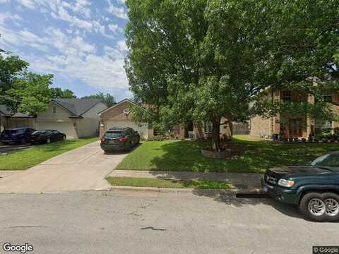 Suzi, PFLUGERVILLE, TX 78660