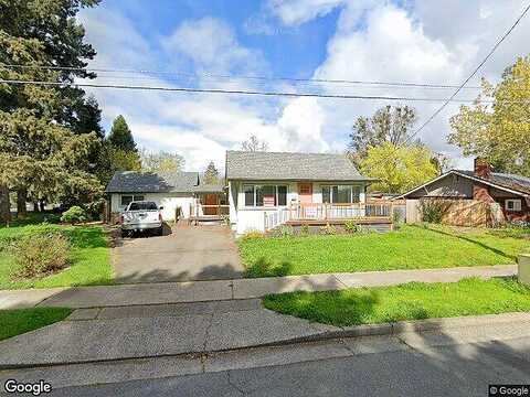 5Th, GRANTS PASS, OR 97526