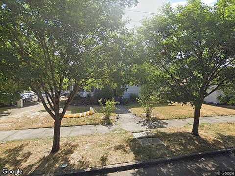 Davis, MCMINNVILLE, OR 97128