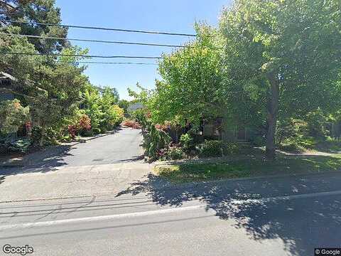 Main, ASHLAND, OR 97520