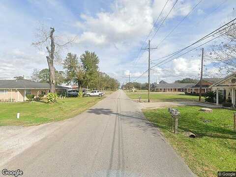 26Th, NEDERLAND, TX 77627