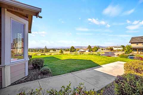 Crestdale, KLAMATH FALLS, OR 97603