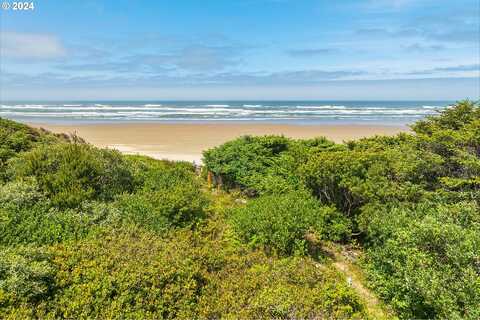 Highway 101, YACHATS, OR 97498