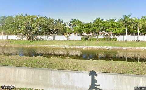 Residence, NAPLES, FL 34105