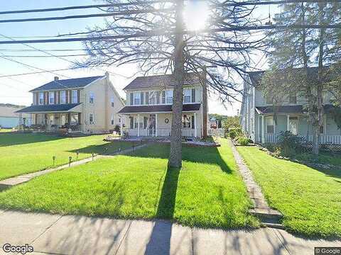 Main, WALNUTPORT, PA 18088