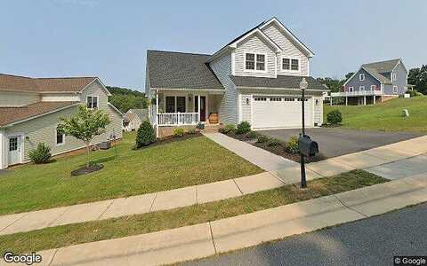 Bell Creek, STAUNTON, VA 24401