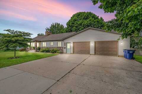 1St, KEWAUNEE, WI 54216