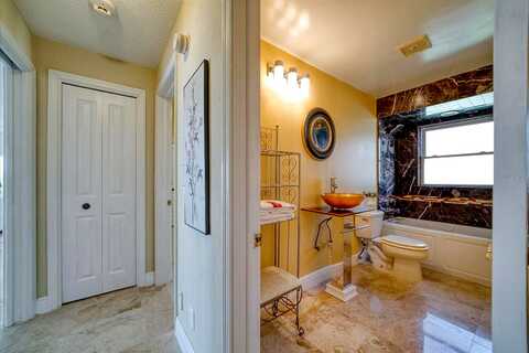 45Th, SAINT PETERSBURG, FL 33711