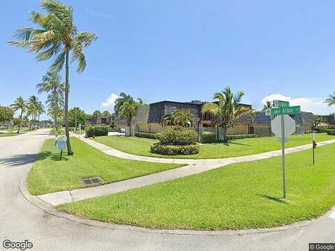 Lake Arbor, PALM SPRINGS, FL 33461