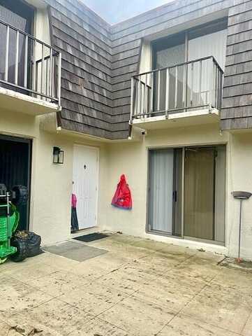 Woodland, PALM SPRINGS, FL 33461