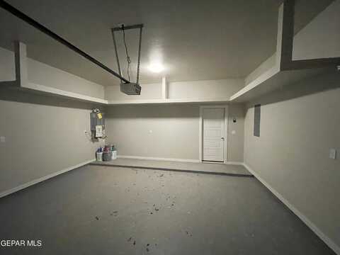 Hazlewood, HORIZON CITY, TX 79928