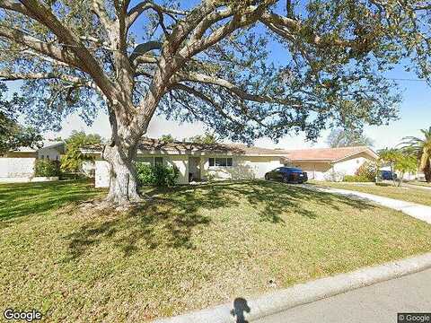 137Th, LARGO, FL 33774