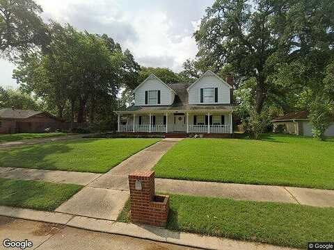 Fir, LAKE JACKSON, TX 77566