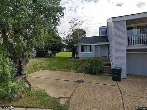 Waters Edge 18Th, HUNTSVILLE, TX 77340