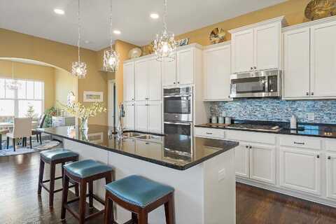 Diamonte, LAKEVILLE, MN 55044