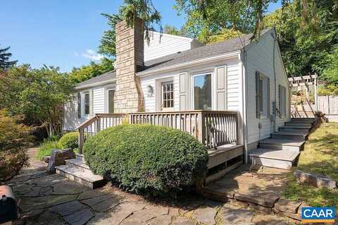 Perry, CHARLOTTESVILLE, VA 22902