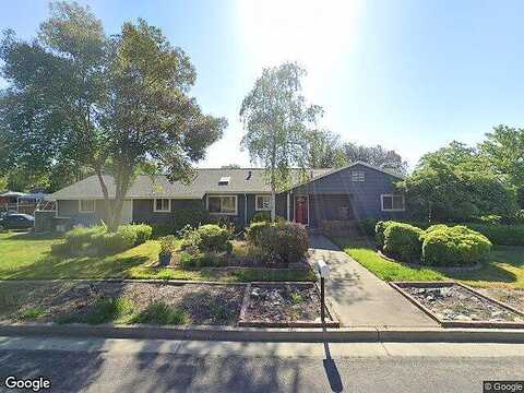 10Th, COLUSA, CA 95932