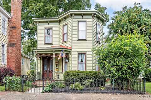 High, PETERSBURG, VA 23803