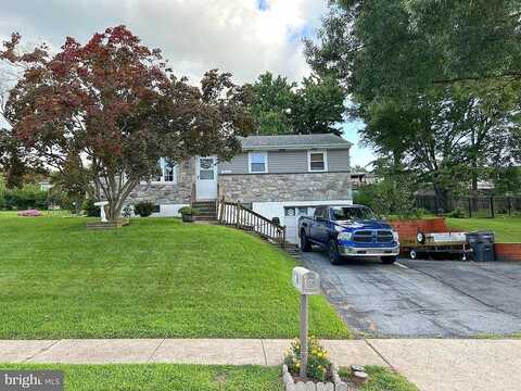 8Th, BIRDSBORO, PA 19508