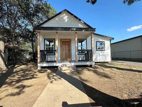 11Th, HEMPSTEAD, TX 77445