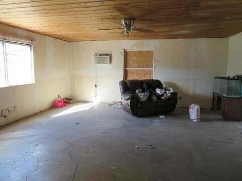 Anderson, YREKA, CA 96097