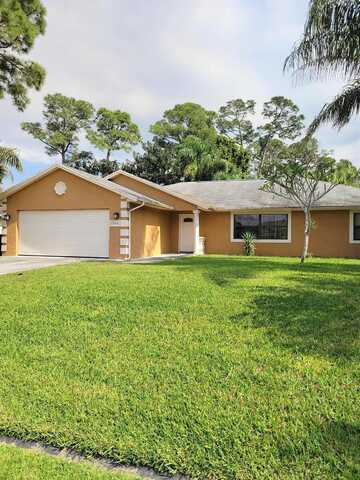 Circle, PORT SAINT LUCIE, FL 34953