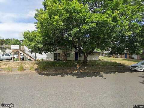 Rene, GRESHAM, OR 97030
