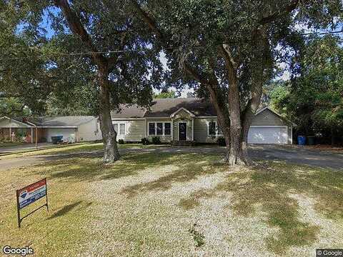 Central, BEAUMONT, TX 77706
