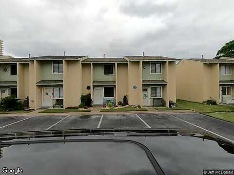 Robin, PANAMA CITY BEACH, FL 32407