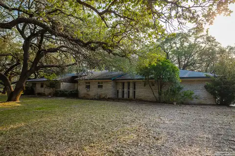 Live Oak, PLEASANTON, TX 78064