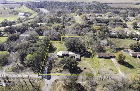 Oak, ANAHUAC, TX 77514