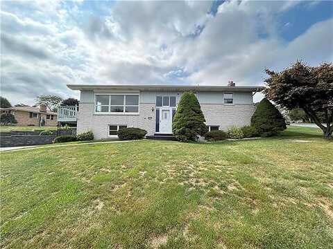 Kingstead, SLATINGTON, PA 18080