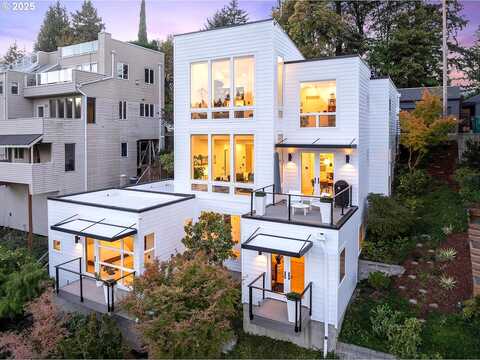 Canterbury, PORTLAND, OR 97205