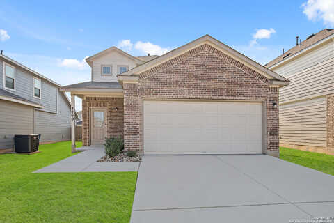 Adeline, NEW BRAUNFELS, TX 78130