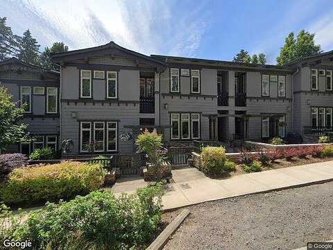 D, LAKE OSWEGO, OR 97034