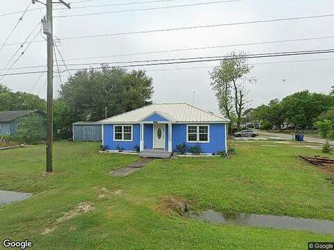 4Th, PALACIOS, TX 77465