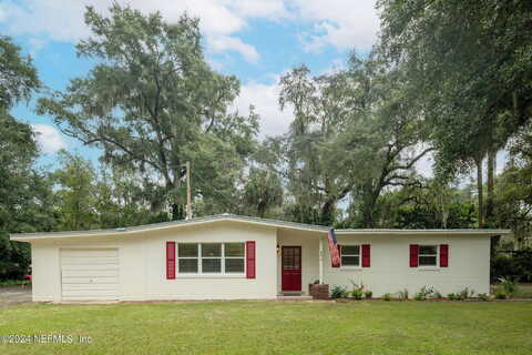 Silver Lake, PALATKA, FL 32177