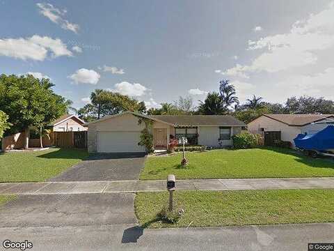 24Th, FORT LAUDERDALE, FL 33309