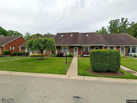 Frank, NEW KENSINGTON, PA 15068