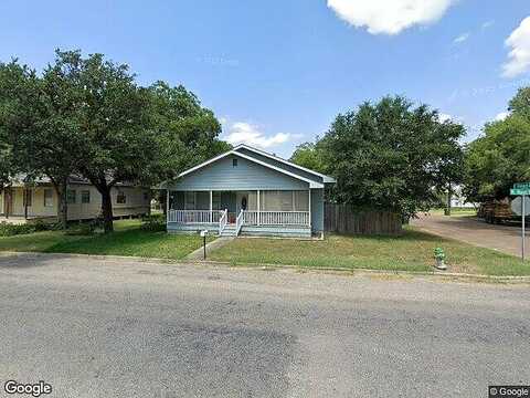 Hunt, CUERO, TX 77954