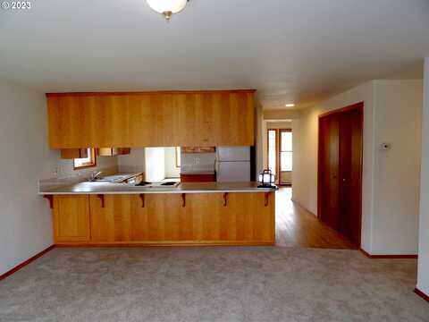 2Nd, CARLTON, OR 97111