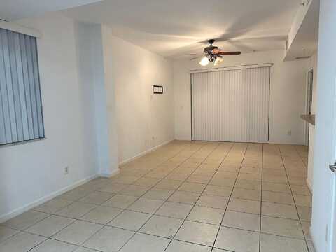Freeport, RIVIERA BEACH, FL 33404