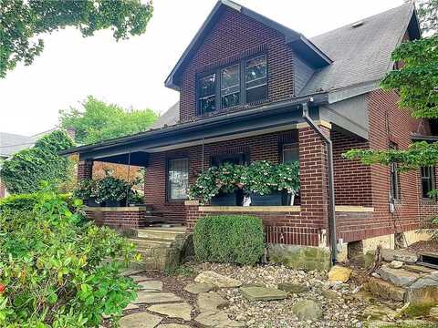 Sullivan, EASTON, PA 18040