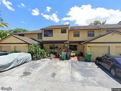 209Th, MIAMI, FL 33179
