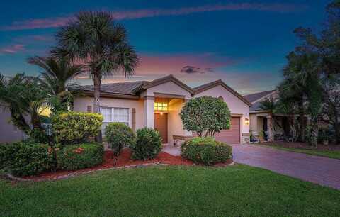 Clubhouse Turn, LAKE WORTH, FL 33449