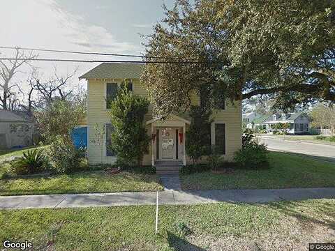 10Th, ORANGE, TX 77630