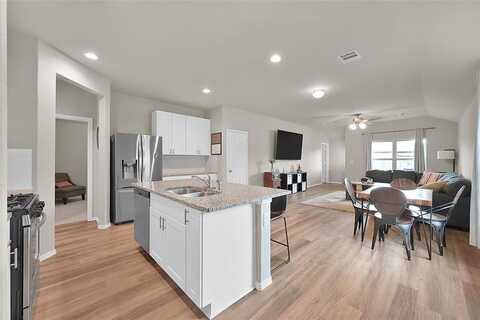 Bellewood Manor, MAGNOLIA, TX 77354